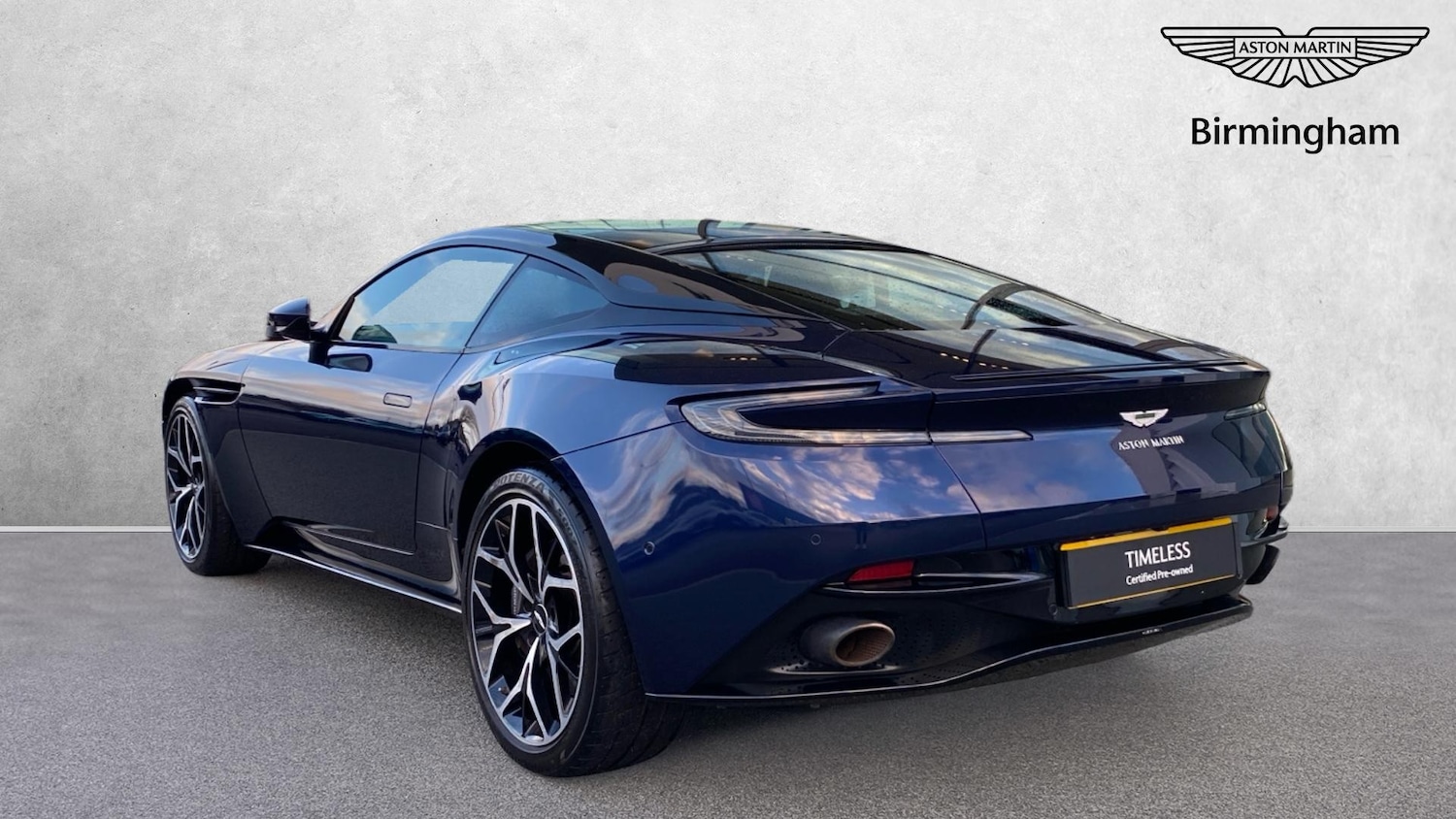 Used Aston Martin DB11 2019 for sale - 76784847: Photo 2