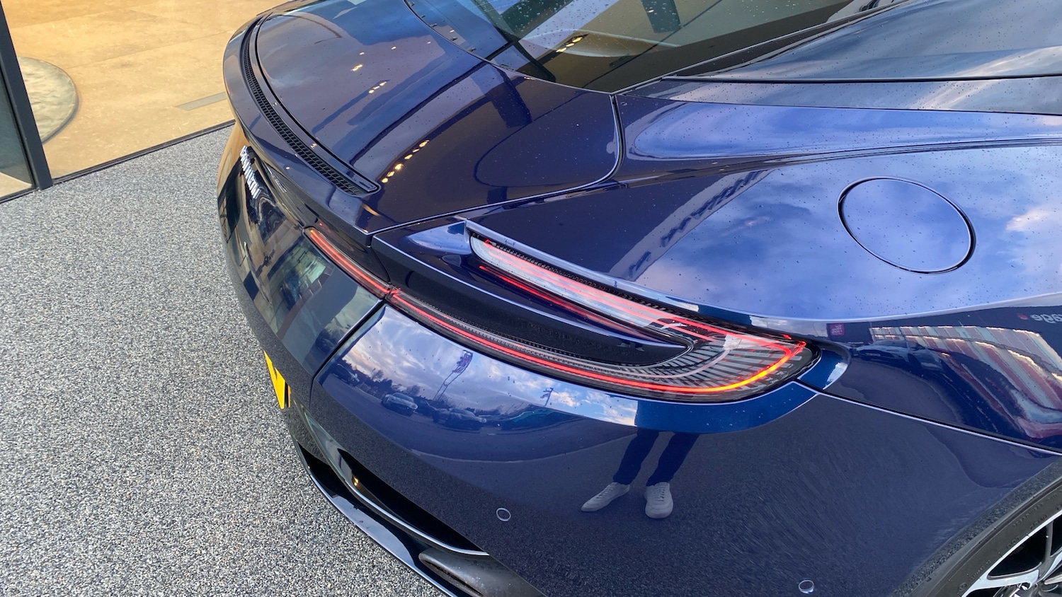 Used Aston Martin DB11 2019 for sale - 76784847: Photo 8