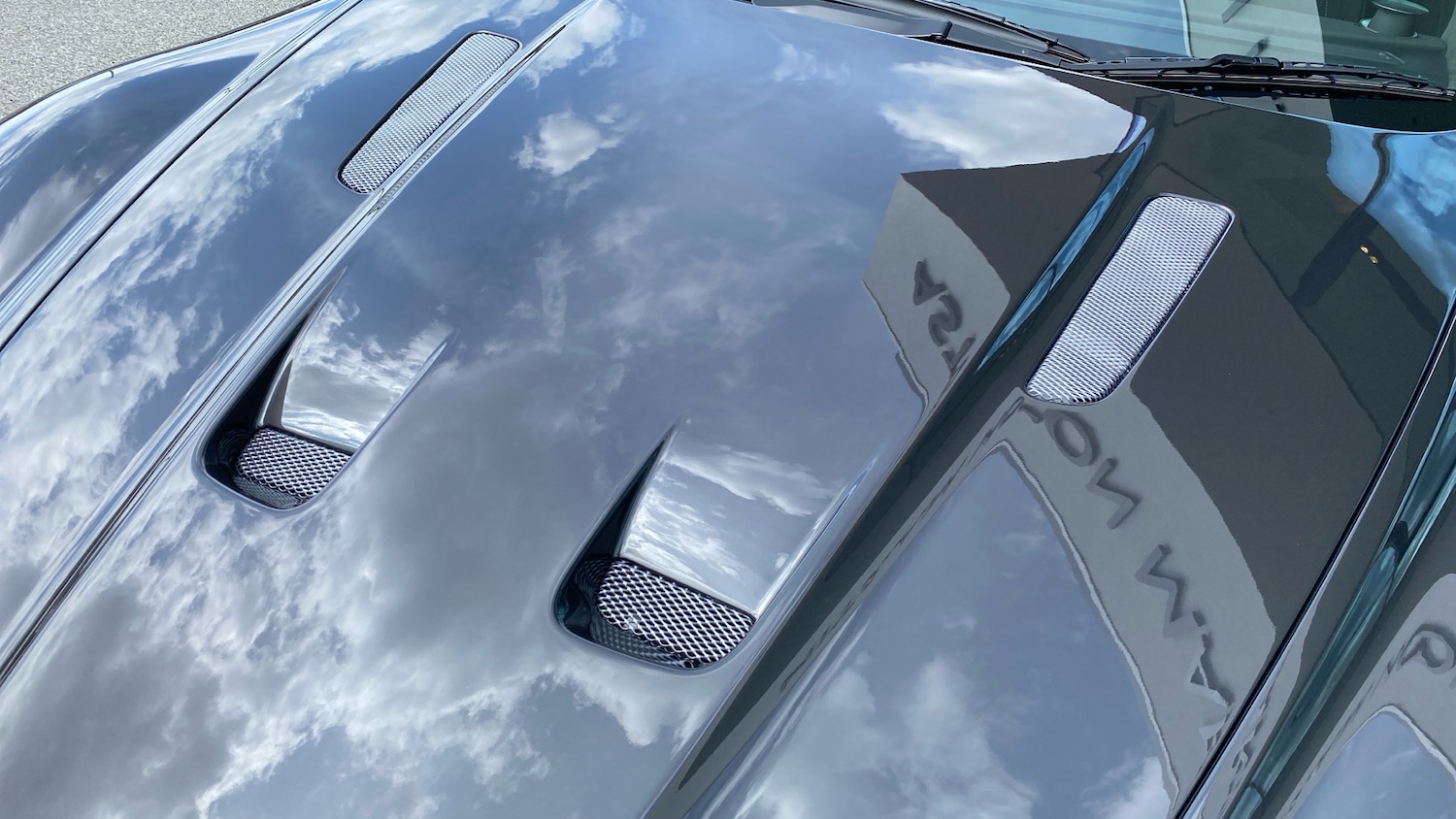 Used Aston Martin DBS for sale - 76699573: Photo 16