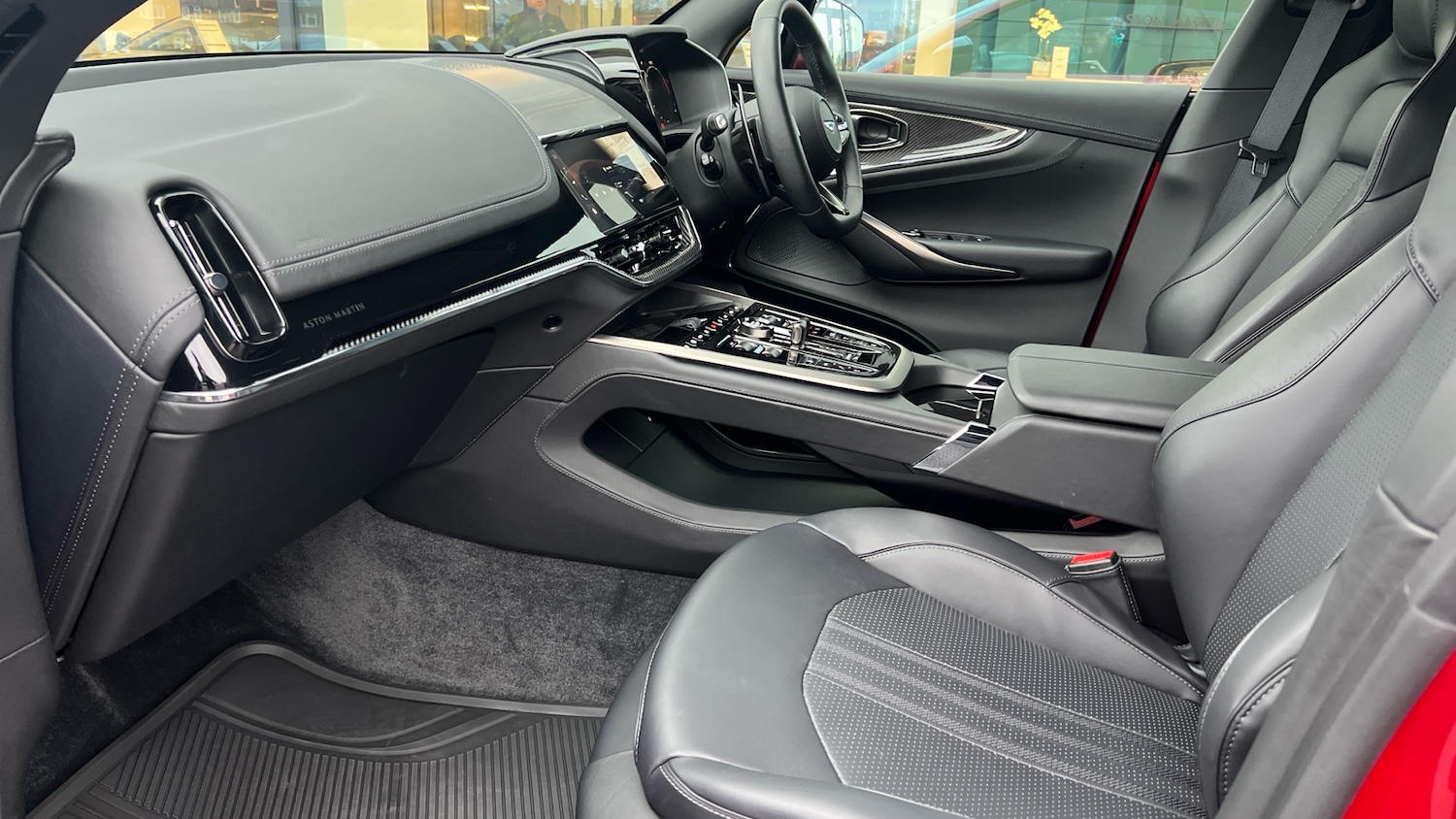 Used Aston Martin DBX 2025 for sale - 77595088: Photo 23