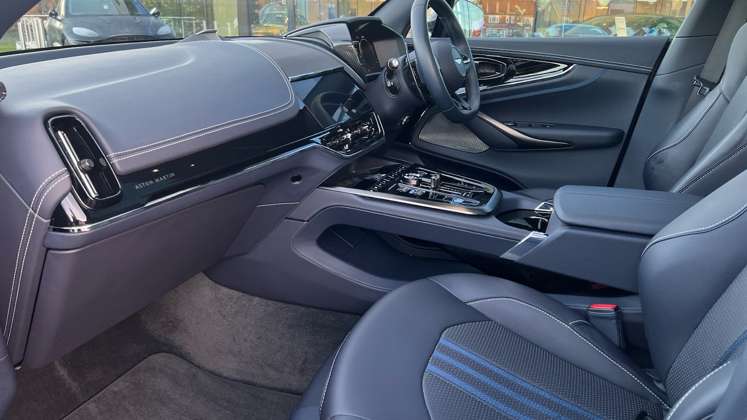 Used Aston Martin DBX for sale - 76910971: Photo 23