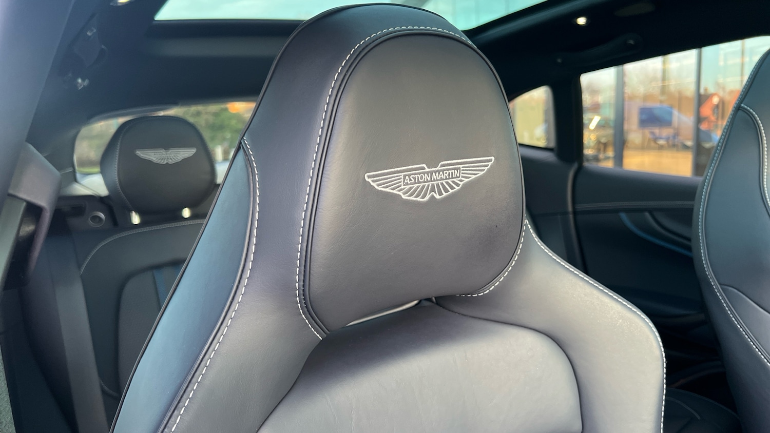 Used Aston Martin DBX for sale - 76910971: Photo 5