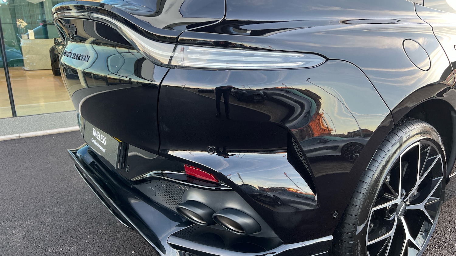 Used Aston Martin DBX for sale - 76910971: Photo 8