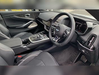 Used Aston Martin DBX 2024 for sale - 78316810: Photo