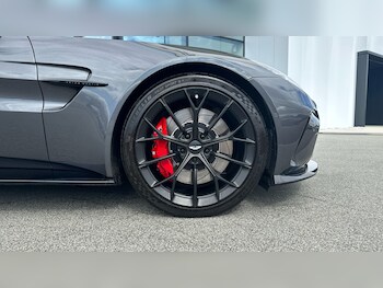 Used Aston Martin Vantage 2025 for sale - 79156721: Photo