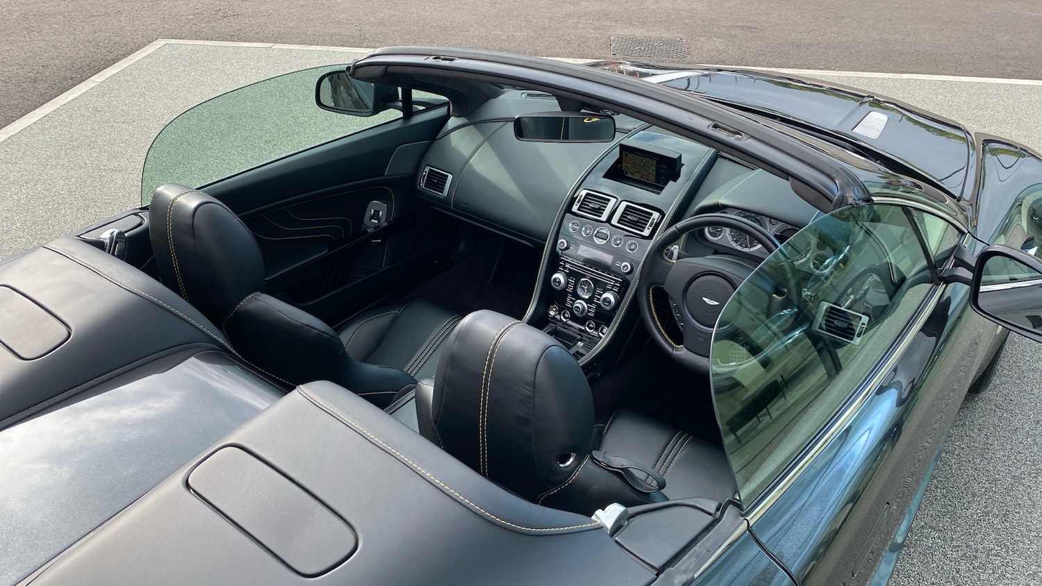 Used Aston Martin Vantage for sale - 77668263: Photo 23