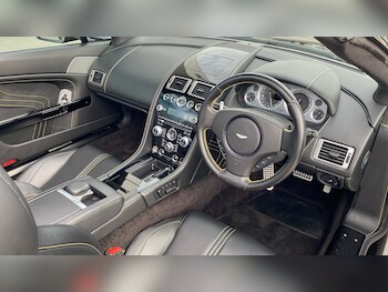 Used Aston Martin Vantage 2015 for sale - 77668263: Photo