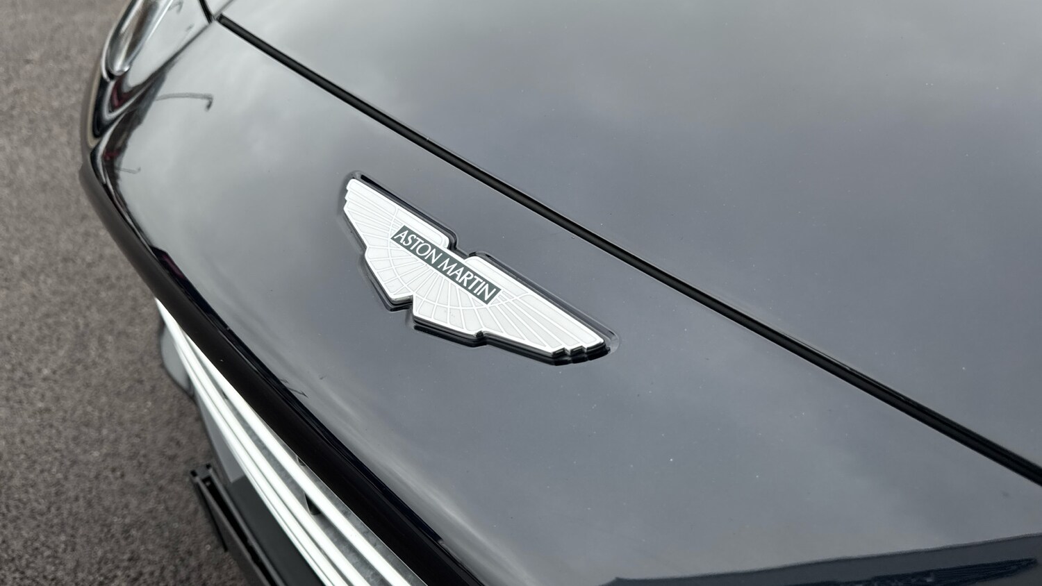 Used Aston Martin DBX 2022 for sale - 78154759: Photo 15