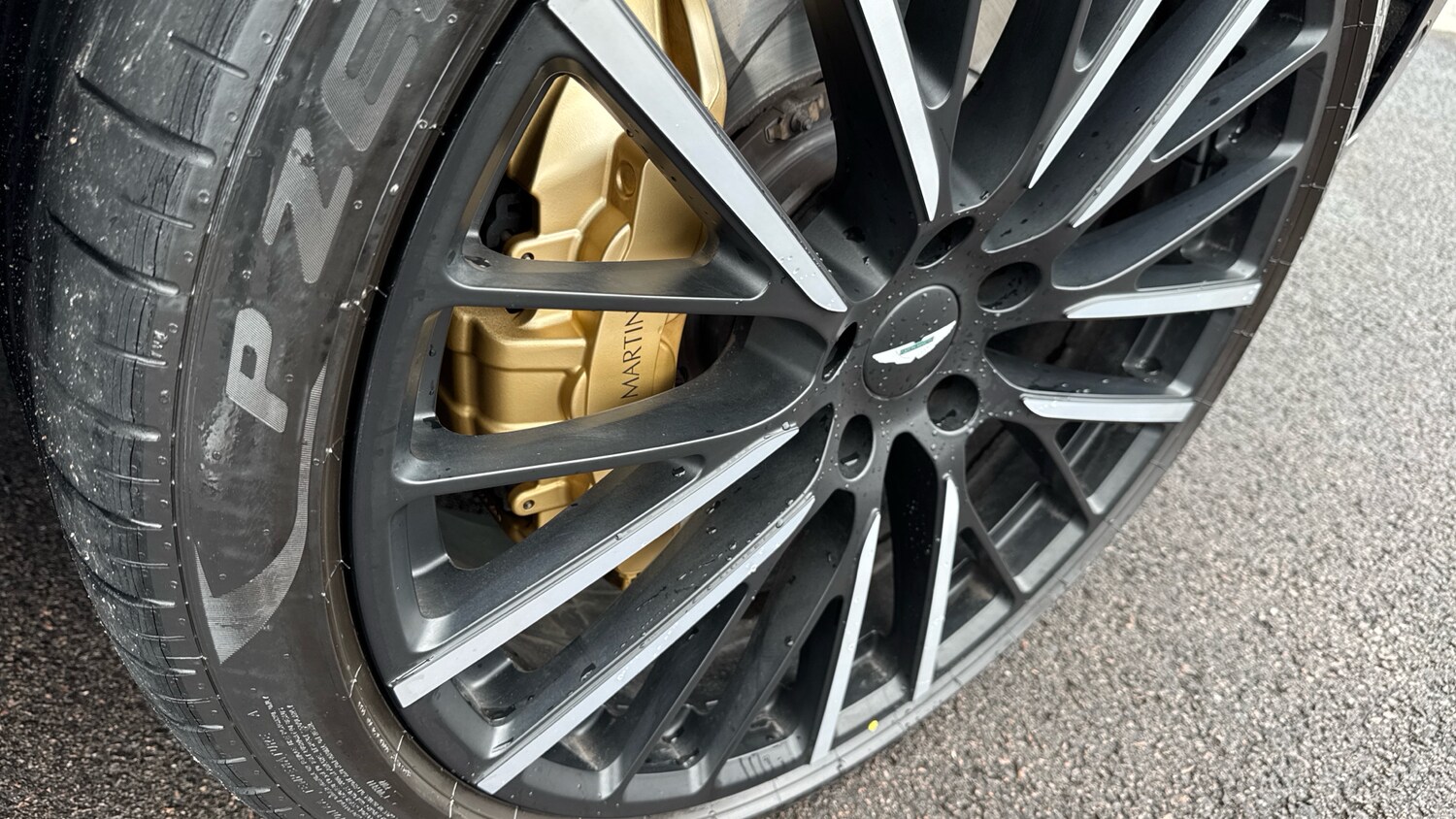 Used Aston Martin DBX 2022 for sale - 78154759: Photo 18