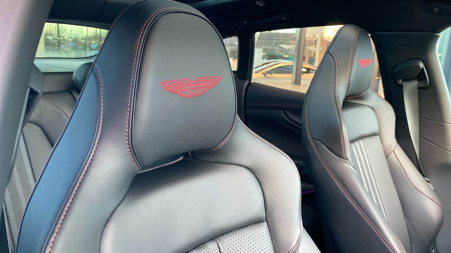 Used Aston Martin DBX 2024 for sale - 77494658: Photo 5