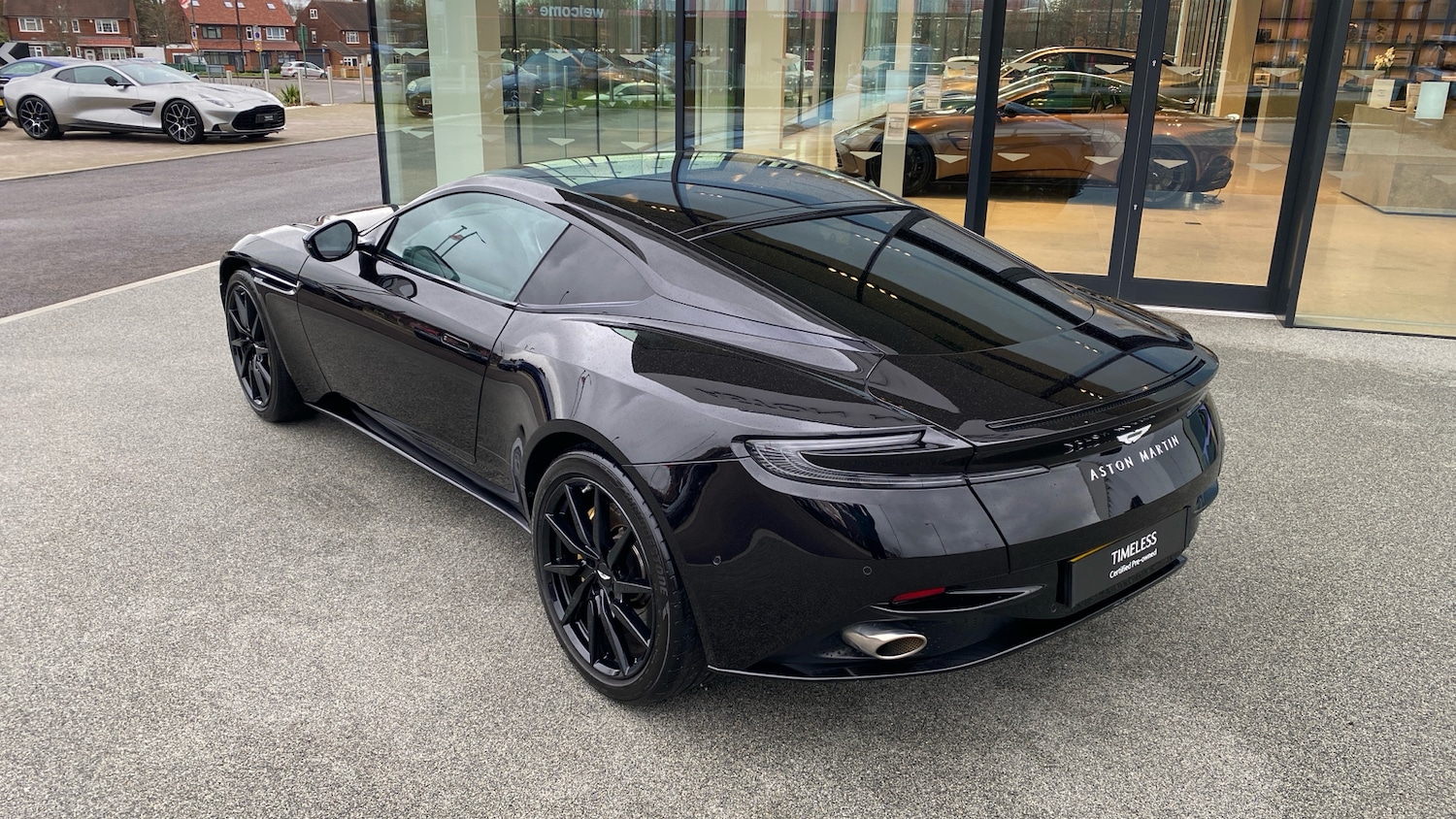 Used Aston Martin DB11 for sale - 77409409: Photo 23