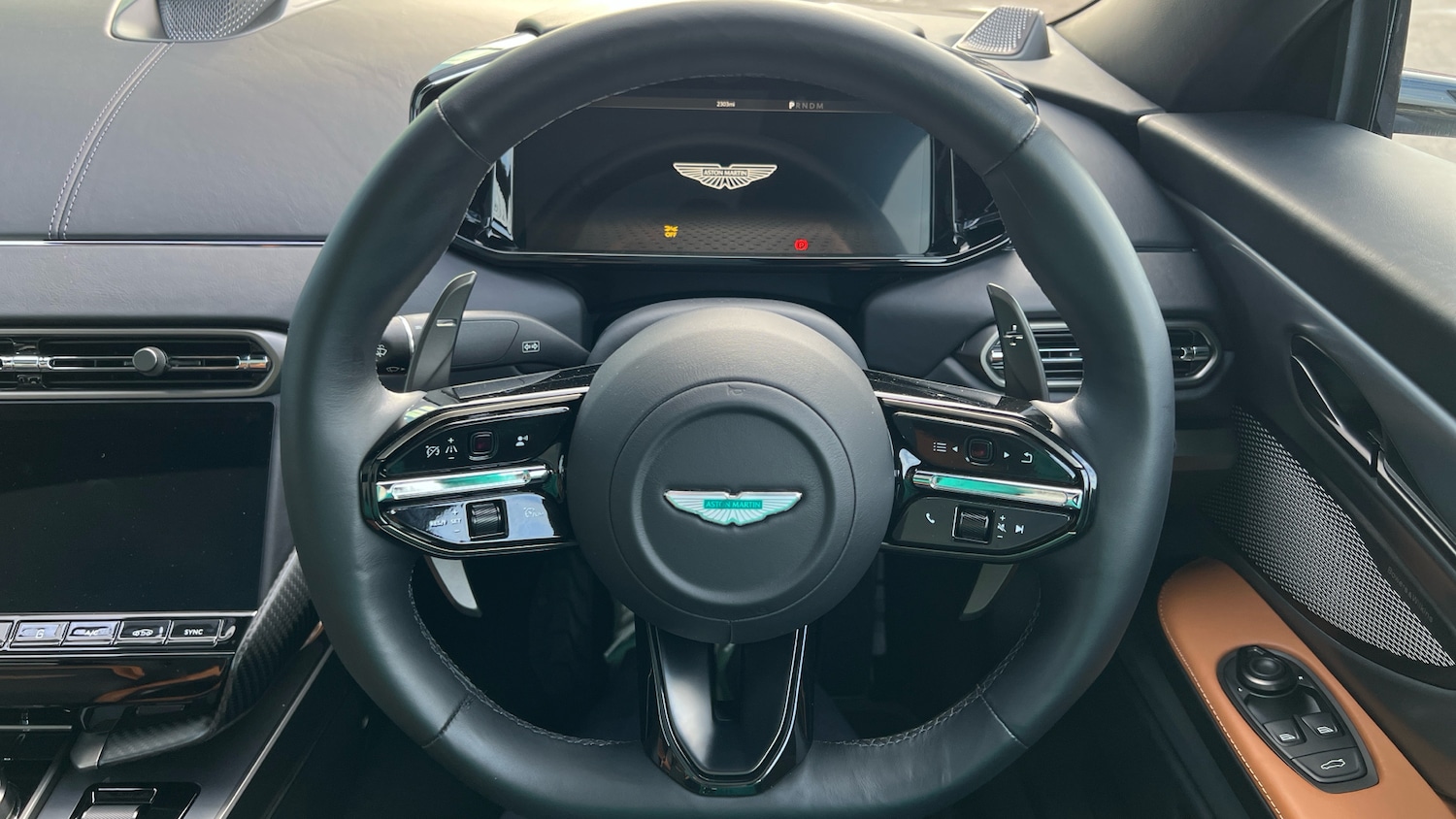 Used Aston Martin Vanquish 2025 for sale - 77357059: Photo 10