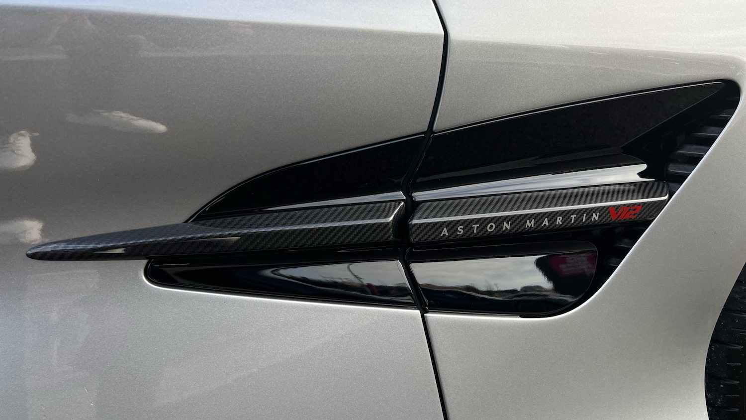 Used Aston Martin Vanquish 2025 for sale - 77357059: Photo 17