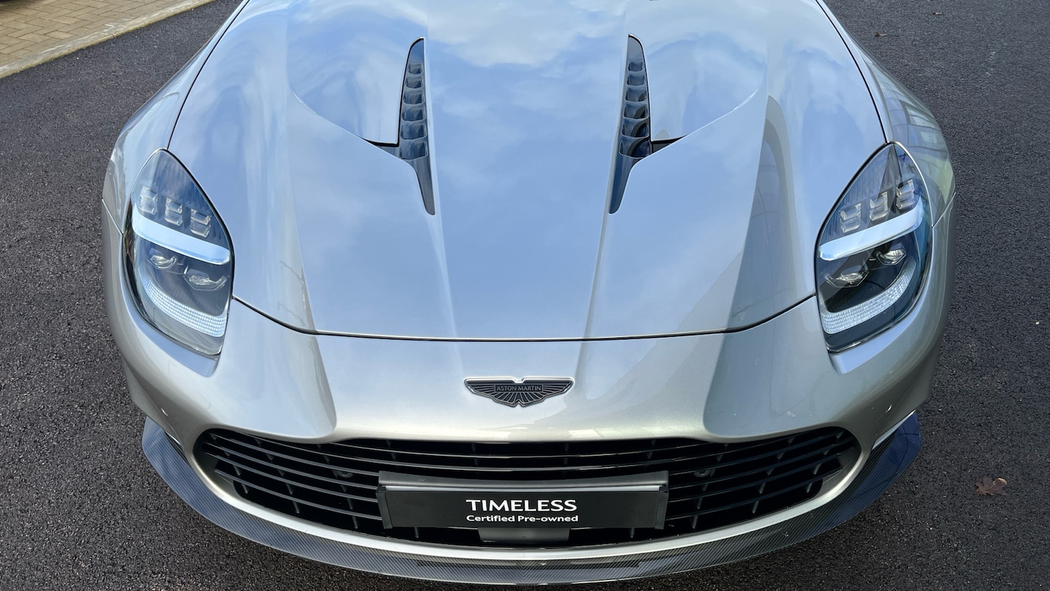 Used Aston Martin Vanquish 2025 for sale - 77357059: Photo 18