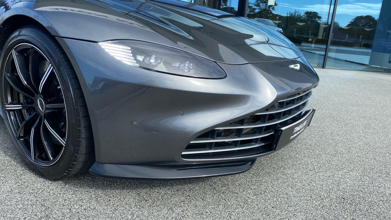 Used Aston Martin Vantage for sale - 76186960: Photo 16