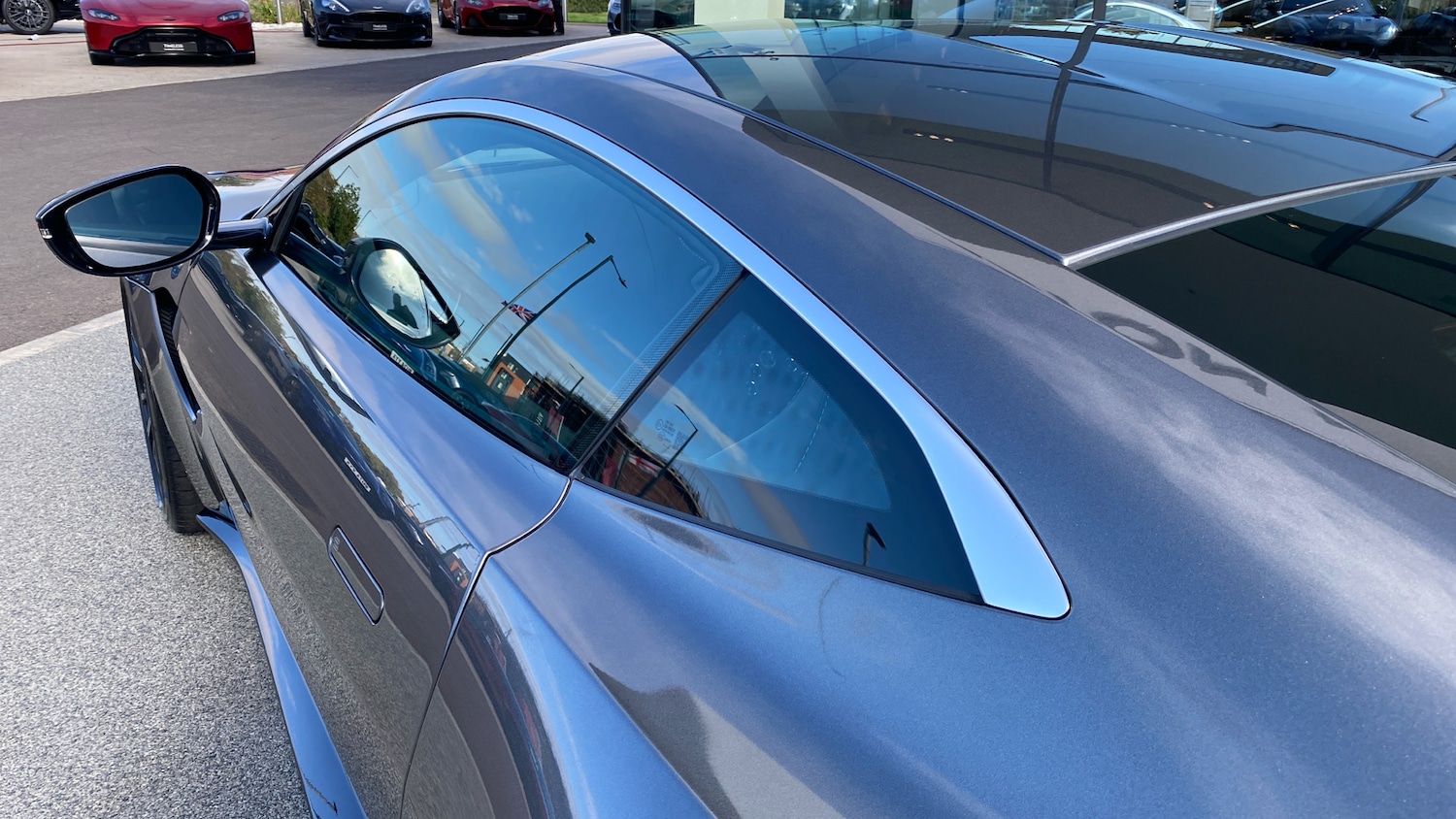 Used Aston Martin Vantage for sale - 76186960: Photo 21