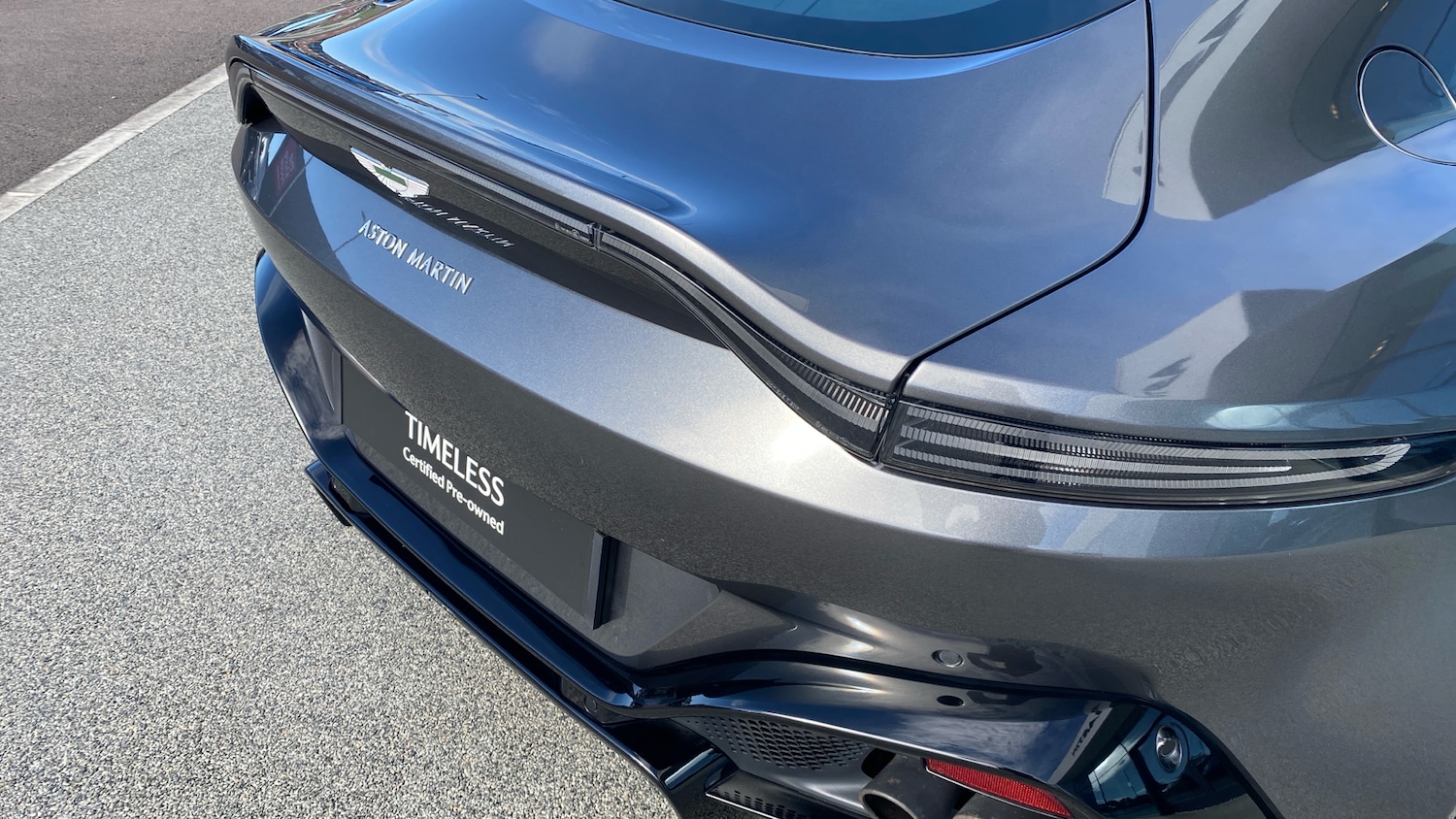 Used Aston Martin Vantage for sale - 76186960: Photo 8