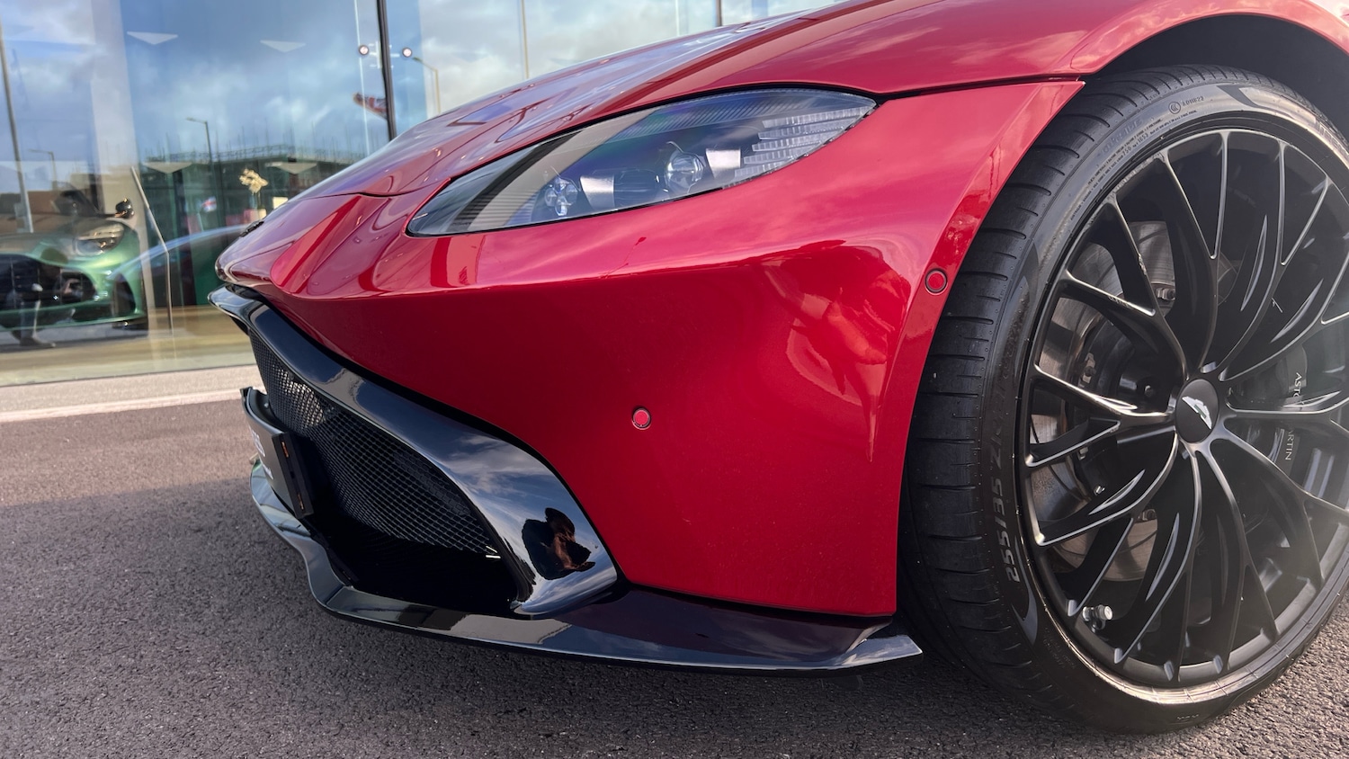 Used Aston Martin Vantage for sale - 76186957: Photo 17