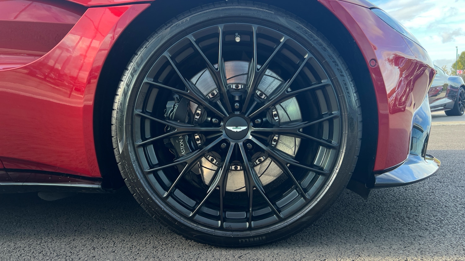 Used Aston Martin Vantage for sale - 76186957: Photo 4