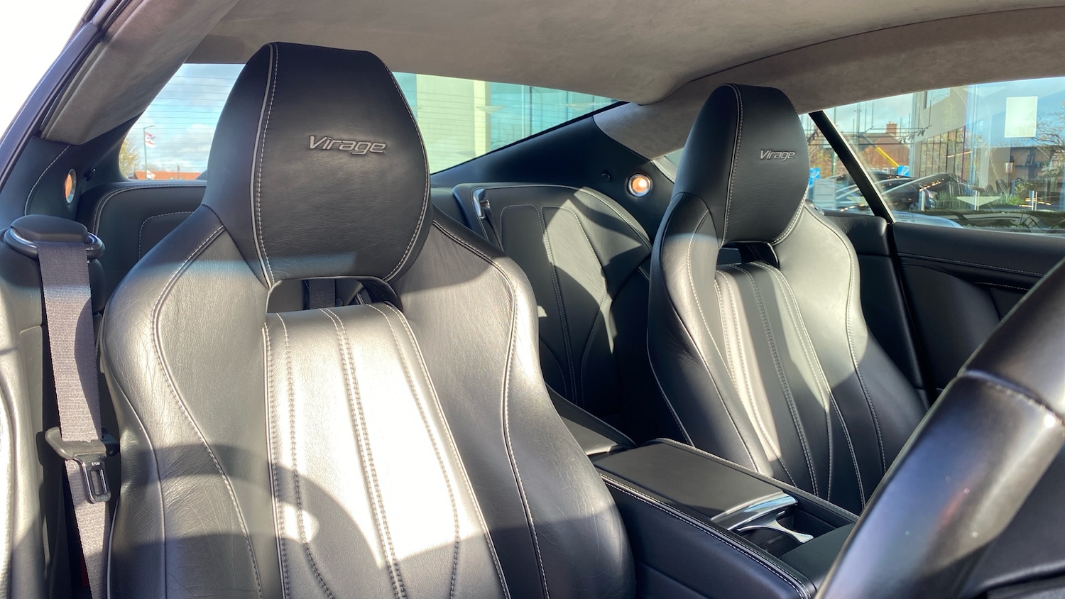 Used Aston Martin Virage 2012 for sale - 77213360: Photo 11