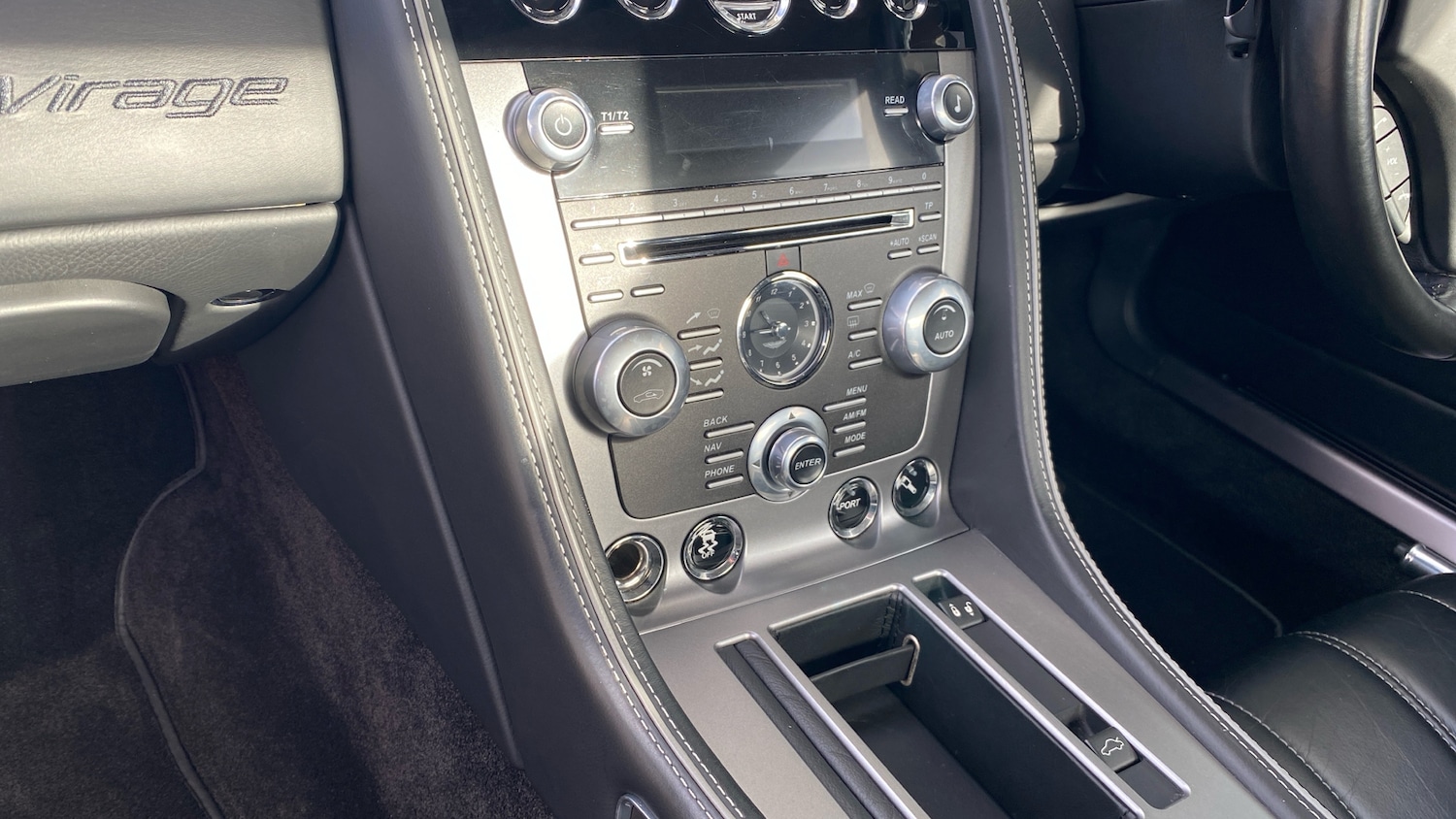 Used Aston Martin Virage 2012 for sale - 77213360: Photo 25