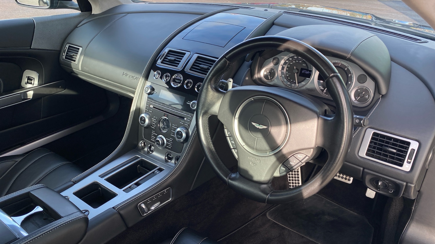 Used Aston Martin Virage 2012 for sale - 77213360: Photo 3