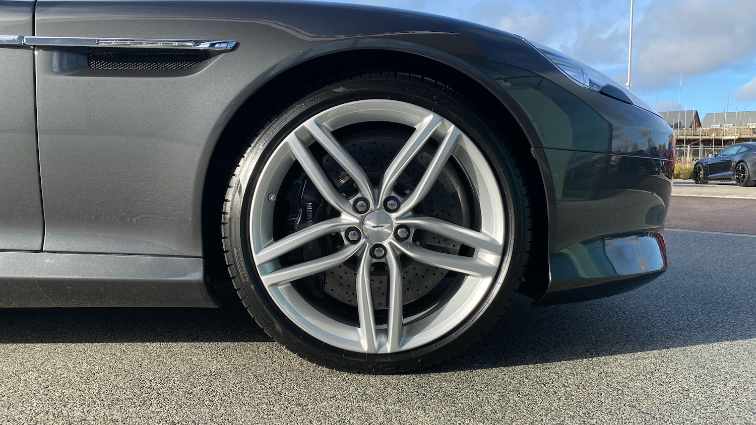 Used Aston Martin Virage 2012 for sale - 77213360: Photo 4