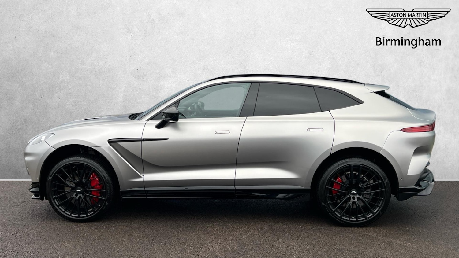 Used Aston Martin DBX 2023 for sale - 77303461: Photo 12