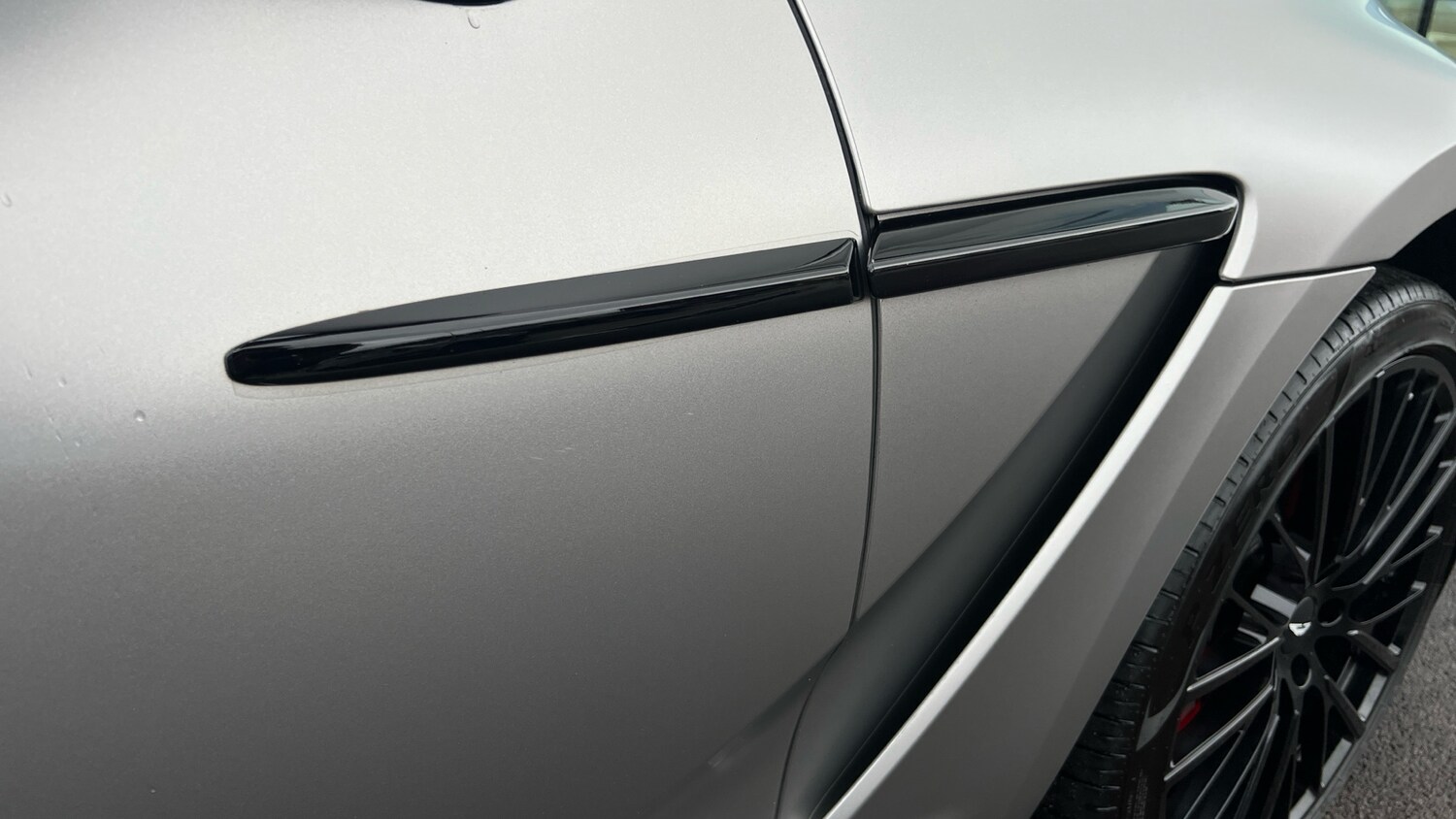 Used Aston Martin DBX 2023 for sale - 77303461: Photo 16