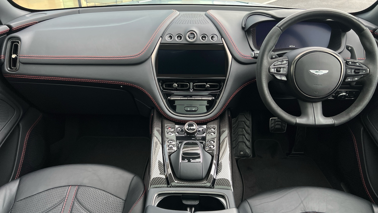 Used Aston Martin DBX 2023 for sale - 77303461: Photo 9