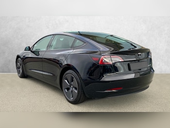 Used Tesla Model 3 2022 for sale - 76257927: Photo 2