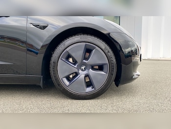 Used Tesla Model 3 2022 for sale - 76257927: Photo 4