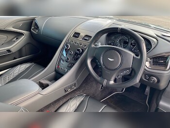 Used Aston Martin Vanquish 2018 for sale - 75899023: Photo