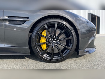 Used Aston Martin Vanquish 2018 for sale - 75899023: Photo