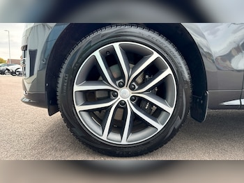Used Land Rover Range Rover Sport 2024 for sale - 79552091: Photo