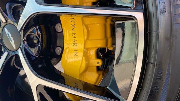 Used Aston Martin DBX 2025 for sale - 75718442: Photo 17