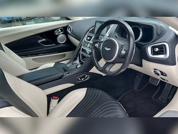 Used Aston Martin DB11 2017 for sale - 79792596: Photo