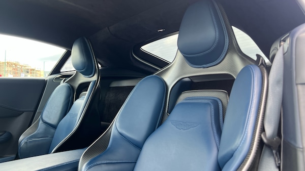 Used Aston Martin Vantage 2024 for sale - 75668280: Photo 24
