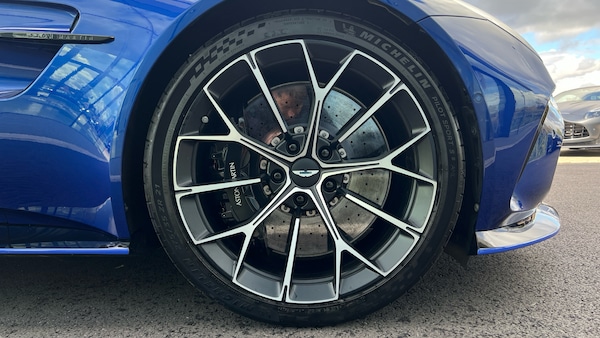 Used Aston Martin Vantage 2024 for sale - 75668280: Photo 4