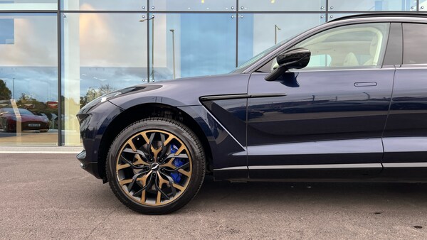 Used Aston Martin DBX 2021 for sale - 76198039: Photo 17