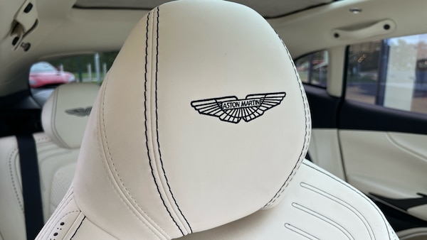Used Aston Martin DBX 2021 for sale - 76198039: Photo 5