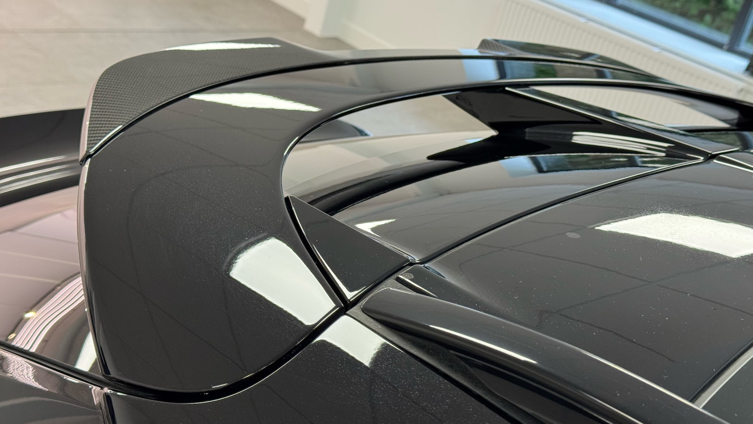 Used Aston Martin DBX 2023 for sale - 76910968: Photo 15