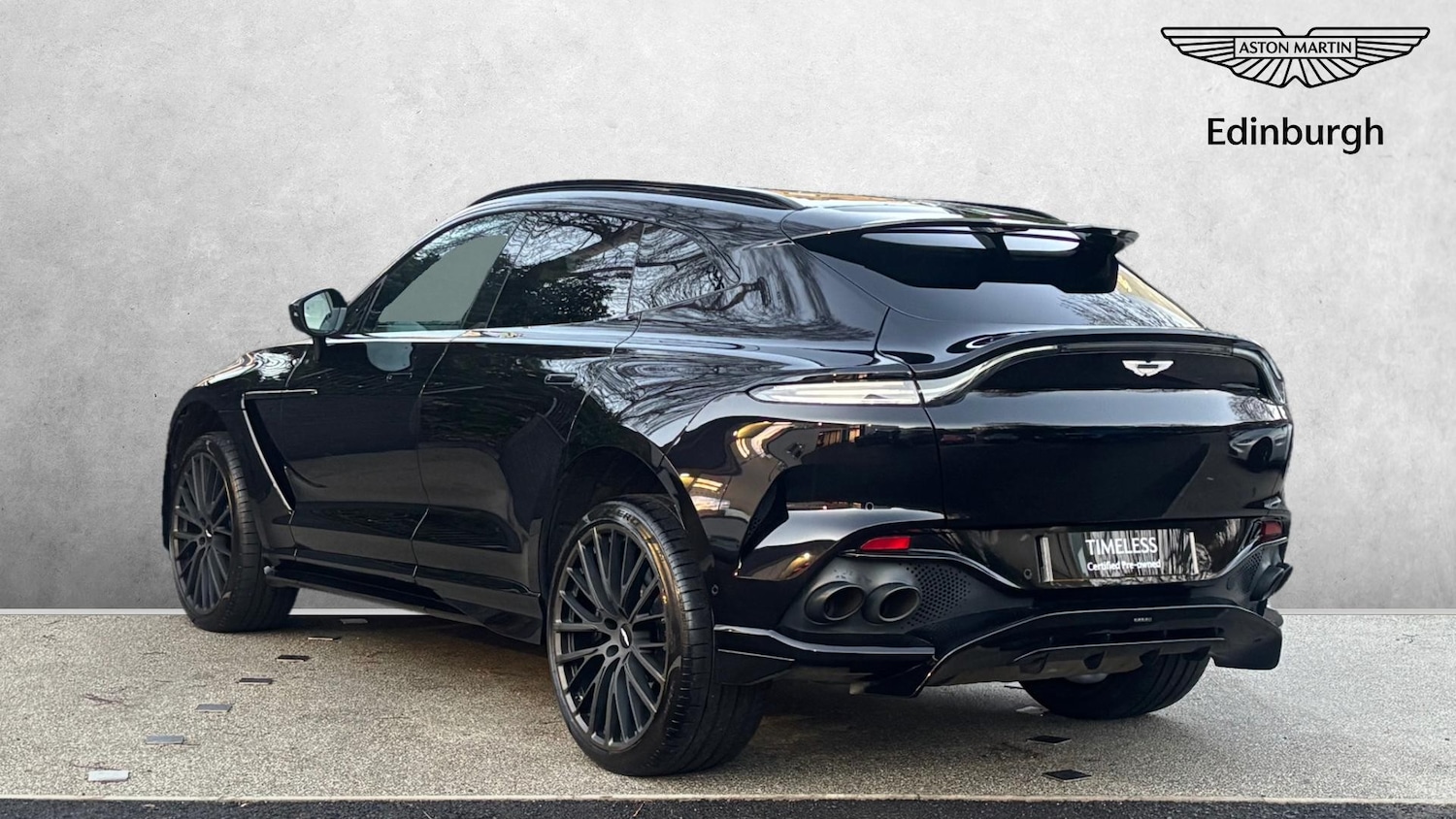 Used Aston Martin DBX 2023 for sale - 76910968: Photo 2