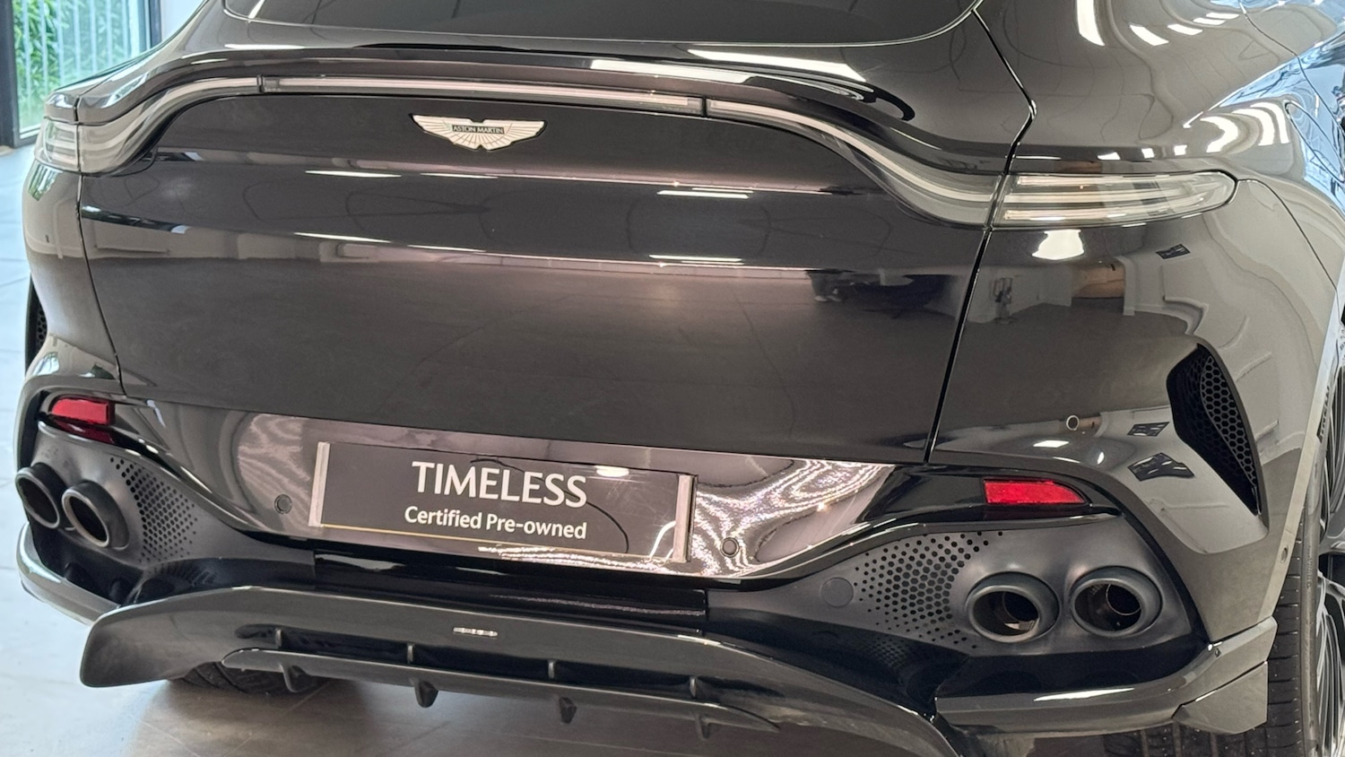 Used Aston Martin DBX 2023 for sale - 76910968: Photo 8