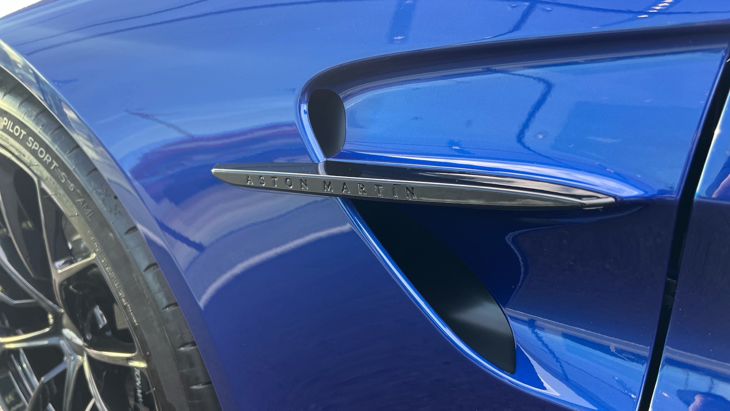 Used Aston Martin Vantage 2024 for sale - 77107604: Photo 18