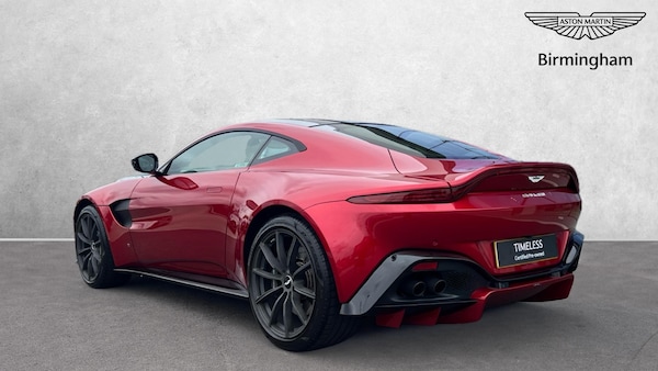 Used Aston Martin Vantage 2019 for sale - 76267605: Photo 2