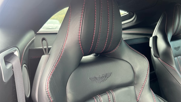 Used Aston Martin Vantage 2019 for sale - 76267605: Photo 5