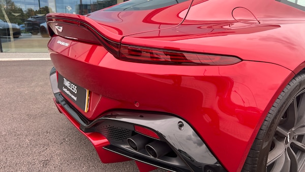 Used Aston Martin Vantage 2019 for sale - 76267605: Photo 8