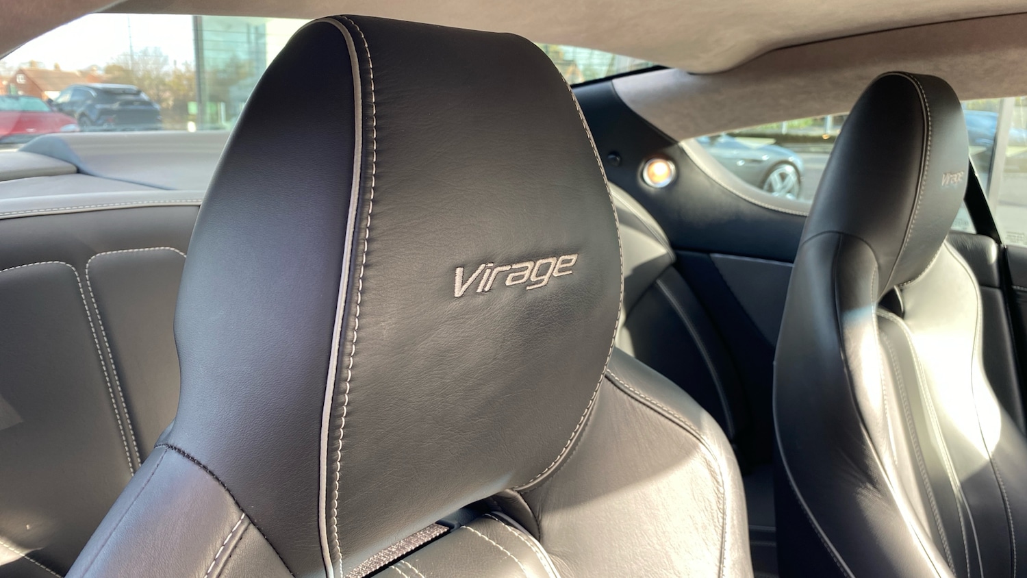 Used Aston Martin Virage 2012 for sale - 76536419: Photo 5