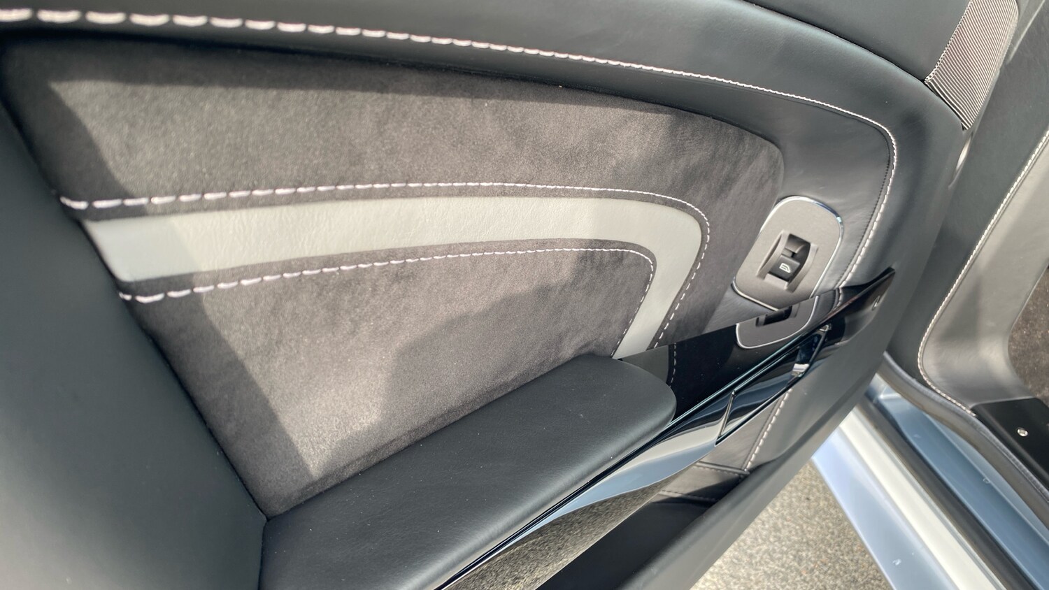 Used Aston Martin Vantage 2016 for sale - 77668257: Photo 24